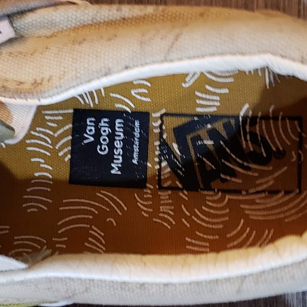 ~SOLD~VANS Limited Edition Van Gogh Skull Slip-on - Picture 3 of 4